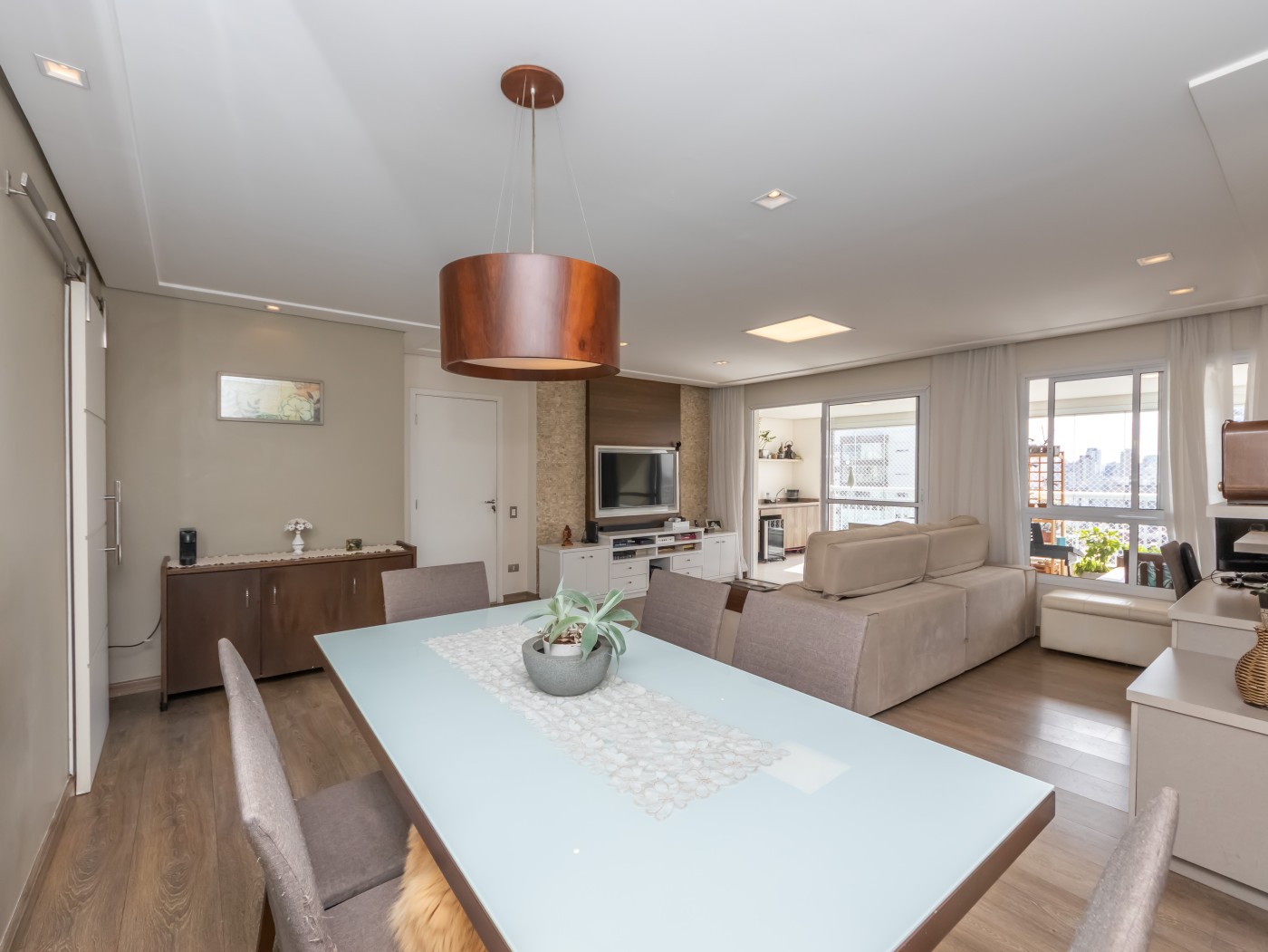 Apartamento, 3 quartos, 130 m² - Foto 1